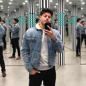 Meet your Posher, Sebastian